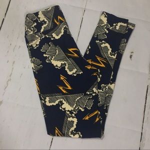 LuLaRoe Tween Lightening Leggings ⚡️🌫